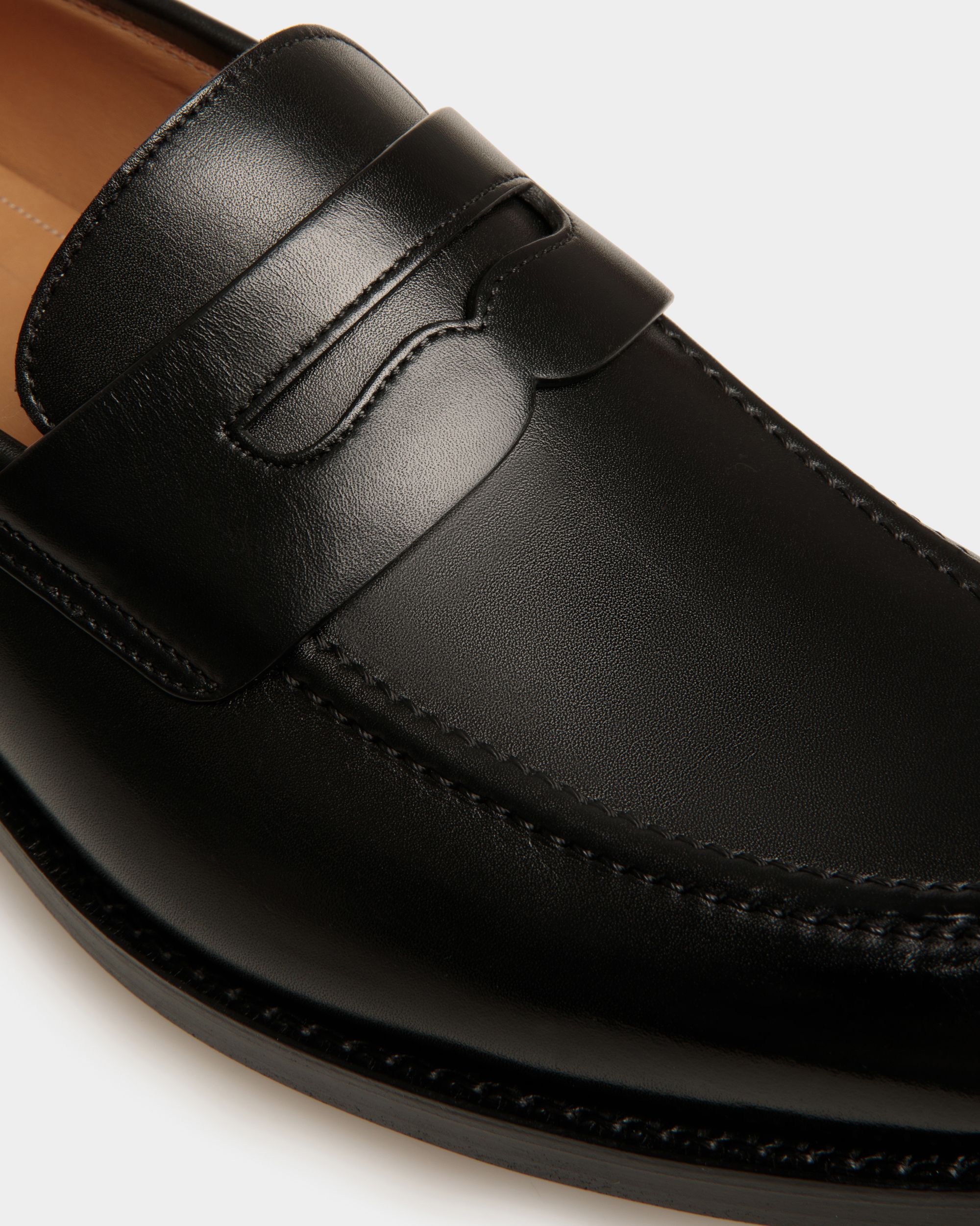 Schoenen Loafer Aus Leder In Schwarz - Herren - Bally - 04