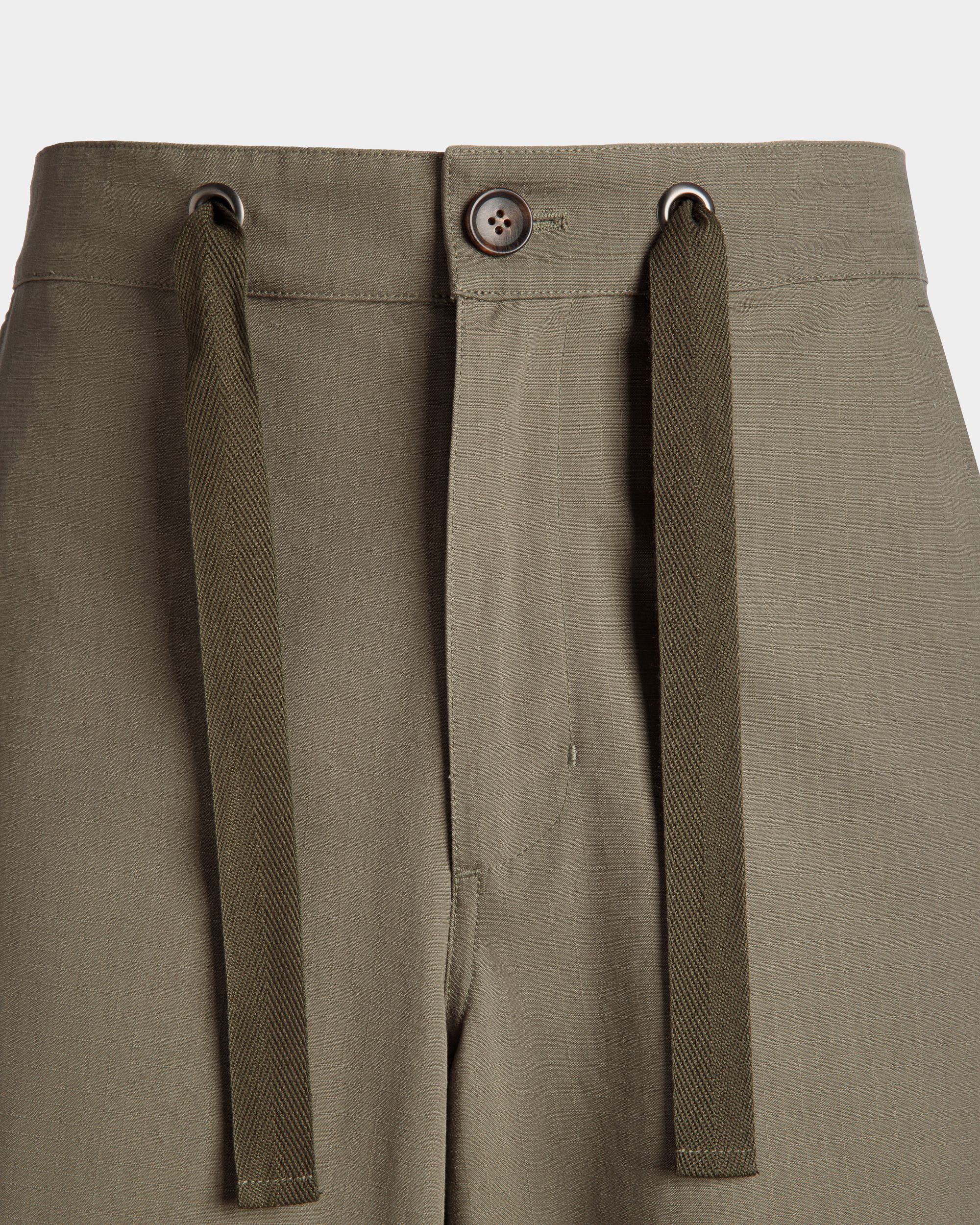 Hose Aus Baumwolle In Military Green Aus Der Adrien Brody Travel-Kollektion - Herren - Bally - 05